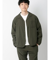 FLAT（フラット）の「FLAT／オープンカラーアウターシャツ／ウォッシャブル／ストレッチ／ドライシアサッカー／無地（シャツ/ブラウス）」