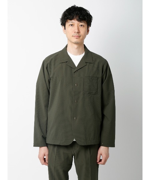 FLAT(フラット)の「FLAT/オープンカラーアウターシャツ/ウォッシャブル/ストレッチ/ドライシアサッカー/無地(シャツ/ブラウス・メンズ・カーキ・S/M/L)」の2枚目の写真