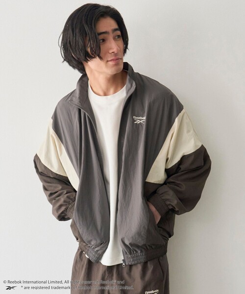 coen（コーエン）の「Reebok（リーボック）別注トラックジャケット（ナイロンジャケット・メンズ・クリーム/ダークグレー・S/XL/L/M）」の2枚目の写真