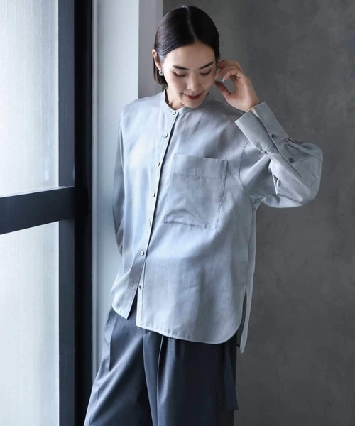 MICHEL KLEIN(ミッシェル・クラン)の「シアーシャンブレーバンドカラーシャツ(シャツ/ブラウス・レディース・ブラック/ライトグレー/ネイビー・38)」の3枚目の写真