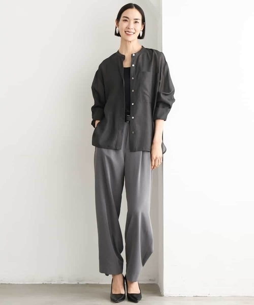 MICHEL KLEIN(ミッシェル・クラン)の「シアーシャンブレーバンドカラーシャツ(シャツ/ブラウス・レディース・ブラック/ライトグレー/ネイビー・38)」の6枚目の写真