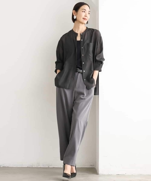 MICHEL KLEIN(ミッシェル・クラン)の「シアーシャンブレーバンドカラーシャツ(シャツ/ブラウス・レディース・ブラック/ライトグレー/ネイビー・38)」の8枚目の写真