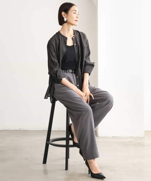 MICHEL KLEIN(ミッシェル・クラン)の「シアーシャンブレーバンドカラーシャツ(シャツ/ブラウス・レディース・ブラック/ライトグレー/ネイビー・38)」の10枚目の写真