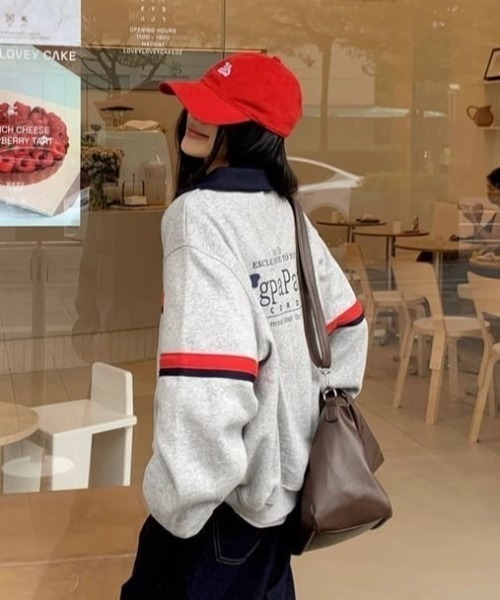 SHERU(シェル)の「カラーライン ハーフジップパーカー オーバーサイズ ロゴプリントレディース(スウェット・レディース・グレー・M)」の4枚目の写真