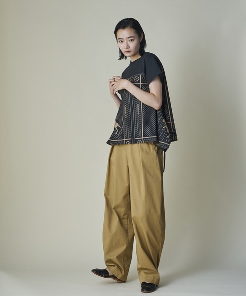 mintdesigns（ミントデザインズ）の「Apron Chino Pants（チノパンツ・レディース・キャメル/サンドベージュ・2/3）」の6枚目の写真