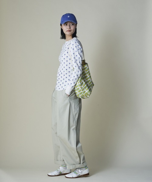 mintdesigns（ミントデザインズ）の「Apron Chino Pants（チノパンツ・レディース・キャメル/サンドベージュ・2/3）」の9枚目の写真