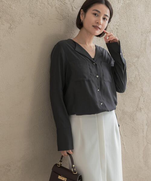 URBAN RESEARCH ROSSO WOMEN(アーバンリサーチ ロッソ)の「キュプラ混ポケットデザインブラウス(シャツ/ブラウス・レディース・オフホワイト/チャコールグレー/ボルドー・FREE)」の4枚目の写真