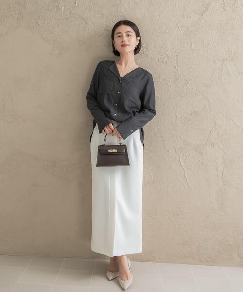 URBAN RESEARCH ROSSO WOMEN(アーバンリサーチ ロッソ)の「キュプラ混ポケットデザインブラウス(シャツ/ブラウス・レディース・オフホワイト/チャコールグレー/ボルドー・FREE)」の9枚目の写真