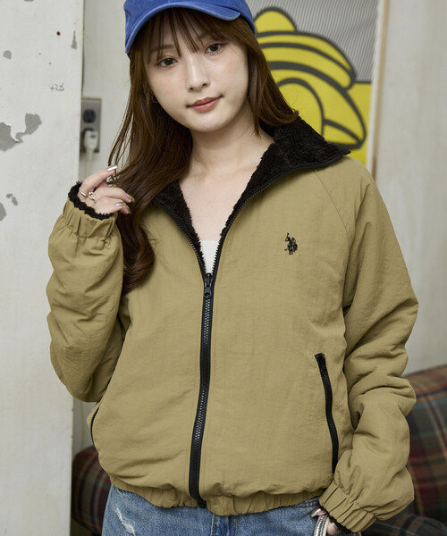 U.S. POLO ASSN.（ユーエスポロアッスン）の「U.S. POLO ASSN. × PUBLUX/ユーエスポロアッスン 2WAY ナイロンフリース リバーシブル ブルゾン 限定展開（ブルゾン・メンズ・チャコールグレー/ブラック/ベージュ/ネイビー・SMALL/MEDIUM/LARGE）」の15枚目の写真