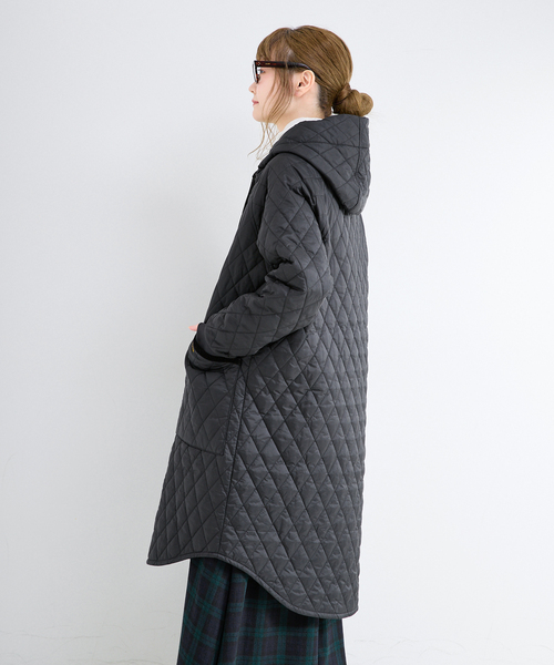 Barbour(バブアー)の「Barbour / バブアー 別注 HILARY QUILTED JACKET(その他アウター・レディース・ブラック/ネイビー・MEDIUM/LARGE)」の7枚目の写真