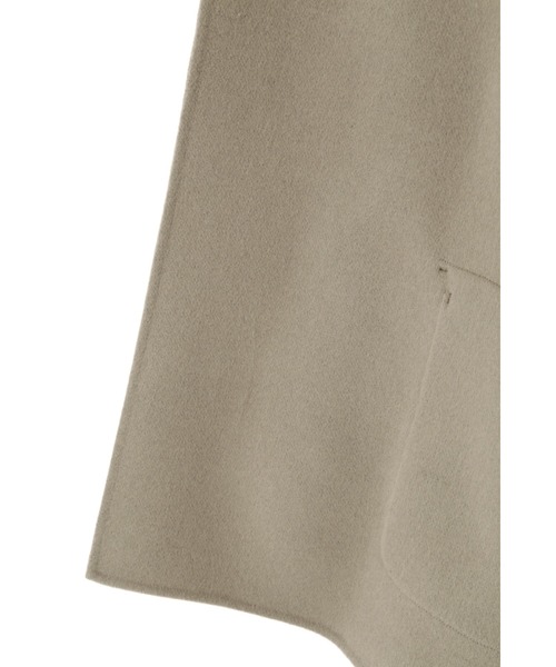 YLEVE(イレーヴ)の「YLEVE / LAMBSWOOL DOUBLE CLOTH BEAVER SHORT CO(ダウンジャケット/コート・レディース・ベージュ/ブラウン/ネイビー・1/2/0)」の12枚目の写真