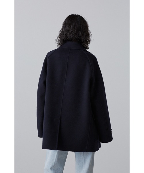 YLEVE(イレーヴ)の「YLEVE / LAMBSWOOL DOUBLE CLOTH BEAVER SHORT CO(ダウンジャケット/コート・レディース・ベージュ/ブラウン/ネイビー・1/2/0)」の16枚目の写真