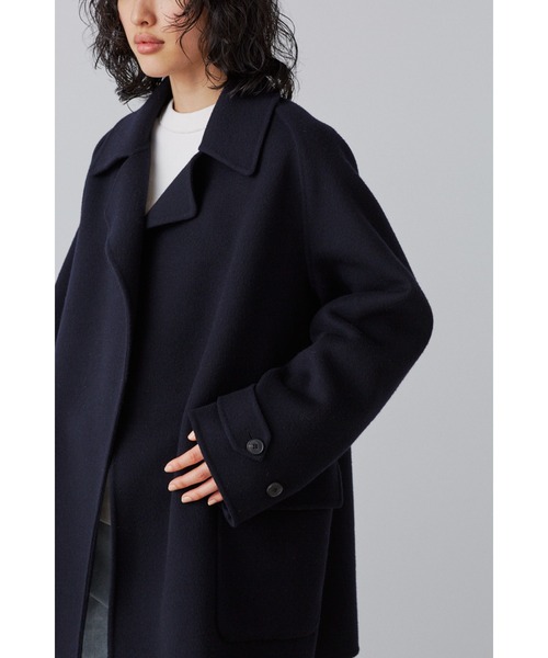 YLEVE(イレーヴ)の「YLEVE / LAMBSWOOL DOUBLE CLOTH BEAVER SHORT CO(ダウンジャケット/コート・レディース・ベージュ/ブラウン/ネイビー・1/2/0)」の17枚目の写真