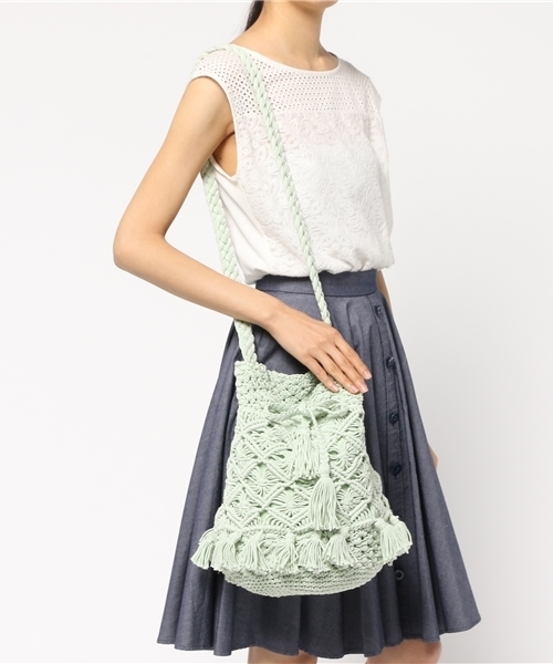 Another Edition（アナザーエディション）の「マクラメ巾着ショルダー/AEBC Macrame キンチャク◆（ショルダーバッグ・レディース・オフホワイト/オレンジ/ライム・FREE）」の4枚目の写真