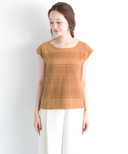 URBAN RESEARCH(アーバンリサーチ)の「UR ランダム切替レースTシャツ(Tシャツ/カットソー・レディース・オフホワイト/ブラック/キャメル・FREE)」の21枚目の写真