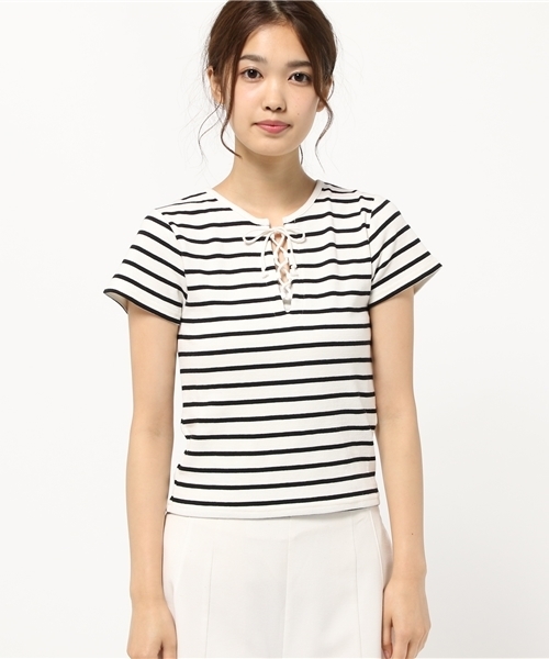 SLY（スライ）の「LACE UP テレコT/SH（Tシャツ/カットソー・レディース・レッド/ホワイト/ブラック/マルチ・1/2）」の7枚目の写真