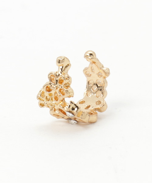 Fun & Daily(ファンアンドデイリー)の「F&D : カーブライン&フラワーイヤーカフ(イヤーカフ・レディース・ゴールド/シルバー・FREE)」の5枚目の写真