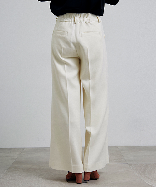 UNITED TOKYO（ユナイテッドトウキョウ）の「ウールダブルクロスワイドパンツ（その他パンツ・レディース・ベージュ/オフホワイト/レッド・1）」の21枚目の写真