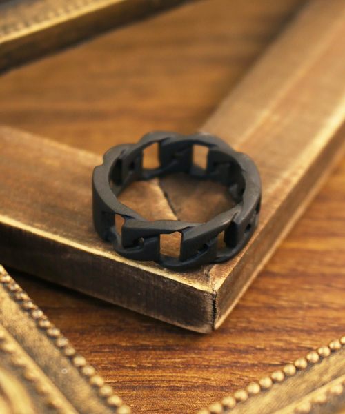 Vaya Con Dios（ヴァヤコンディオス）の「【VayaConDios/ヴァヤコンディオス】ステンレス製チェーンリング（リング・メンズ・シルバー/ゴールド/ブラック・11号/17号/19号/21号/#21/#17/#19）」の2枚目の写真