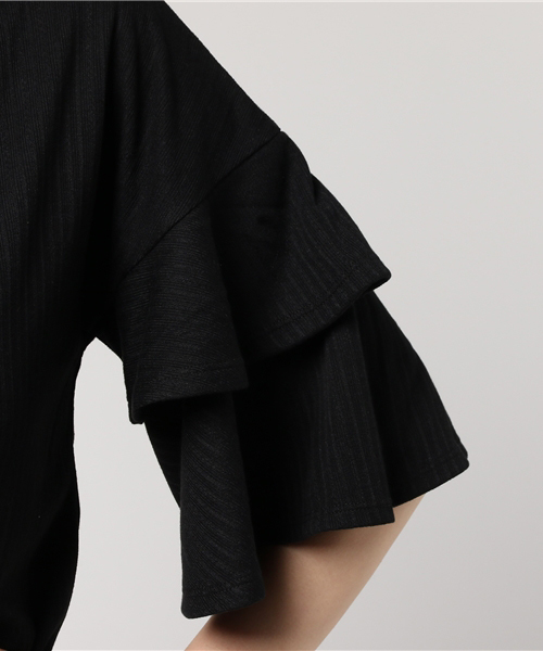 mysty woman（ミスティウーマン）の「パターンメッシュアクセ付きラッフルスリーブ（Tシャツ/カットソー・レディース・ブラック/ブルーグレー/イエロー系その他/オフホワイト・FREE）」の9枚目の写真