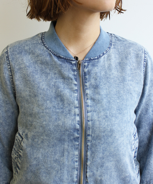 mystic（ミスティック）の「ケミカルデニム5分袖ブルゾン（ブルゾン・レディース・ライトブルー/ネイビー/インディゴブルー・ﾌﾘ-）」の8枚目の写真