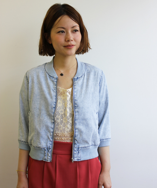 mystic（ミスティック）の「ケミカルデニム5分袖ブルゾン（ブルゾン・レディース・ライトブルー/ネイビー/インディゴブルー・ﾌﾘ-）」の9枚目の写真