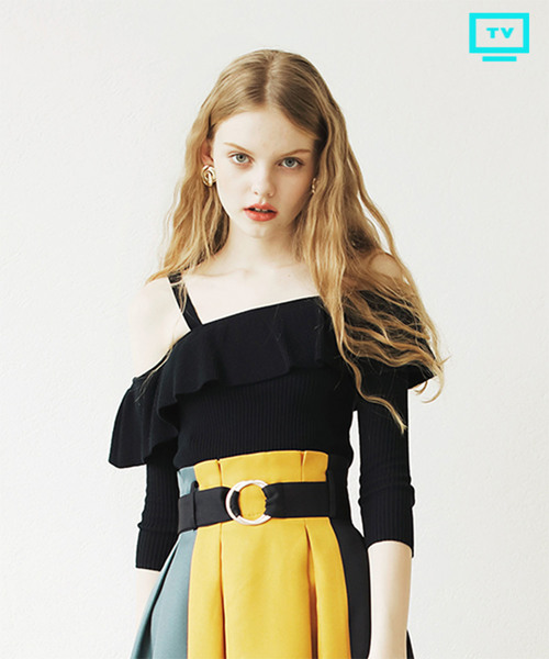 REDYAZEL(レディアゼル)の「【TVオンエアー】ワンショルダープルオーバー ◆(ニット/セーター・レディース・ネイビー/オフホワイト/ピンク・FREE)」の3枚目の写真