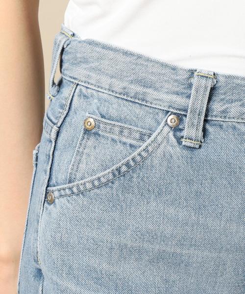 Lee（リー）の「＜Lee＞スリムストレートデニムパンツ（デニムパンツ・レディース・ライトブルー・SMALL/MEDIUM）」の4枚目の写真