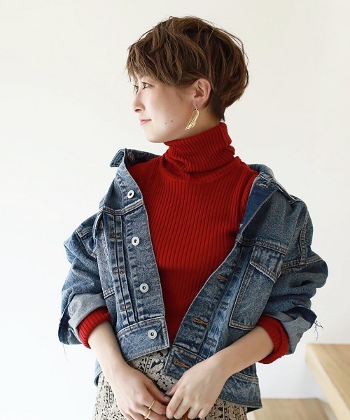 TODAYFUL(トゥデイフル)の「メリノウールタートルニット(ニット/セーター・レディース・オフホワイト/ブラック/ベージュ/レッド・FREE)」の20枚目の写真