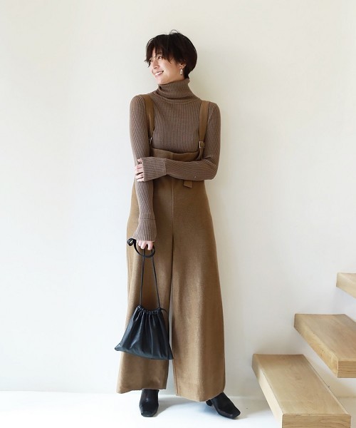 TODAYFUL(トゥデイフル)の「メリノウールタートルニット(ニット/セーター・レディース・オフホワイト/ブラック/ベージュ/レッド・FREE)」の15枚目の写真