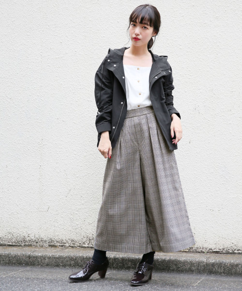 LOWRYS FARM(ローリーズファーム)の「TRスカーチョ 811482(その他パンツ・レディース・ブラック/グレー/レッド/グリーン・MEDIUM/LARGE/SMALL/X-LARGE)」の10枚目の写真