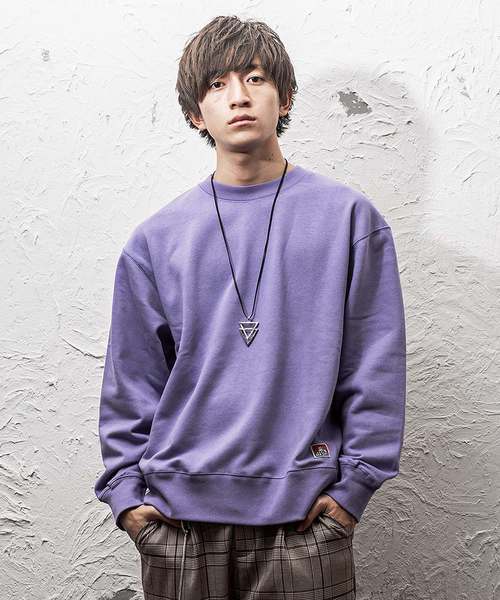 MinoriTY（マイノリティ）の「【BEN DAVIS】ビッグシルエット トレーナー クルースウェット（スウェット・メンズ・ブラック/レッド/オレンジ/ラベンダー/ホワイト系その他/グレー系その他/グリーン系その他・M/L/XL）」の6枚目の写真