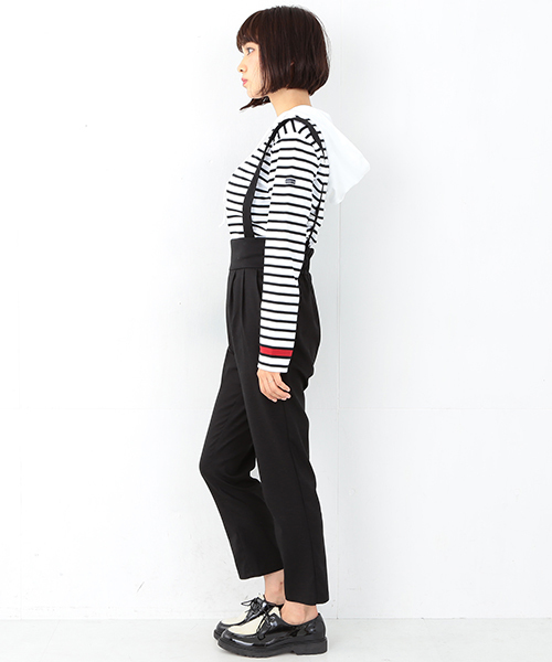 Ray BEAMS（レイビームス）の「Ray BEAMS / ハイウエスト サスペンダー付きパンツ（その他パンツ・レディース・ブラック/ネイビー・1/0）」の15枚目の写真