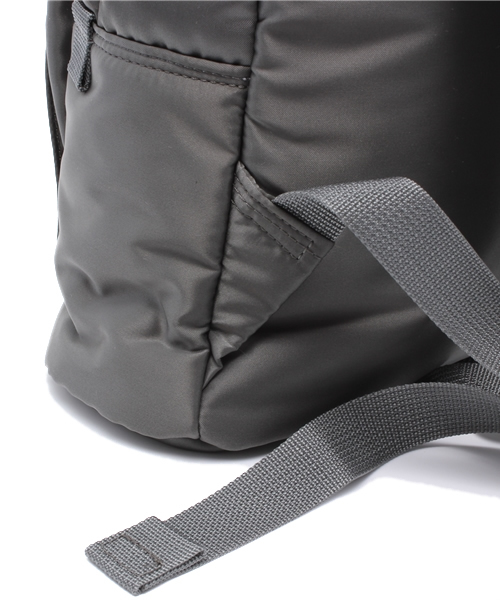 PORTER（ポーター）の「PORTER TANKER DAY PACK <B印 YOSHIDA SELECT>（バックパック/リュック・メンズ・ブラック系その他・ONE SIZE）」の4枚目の写真