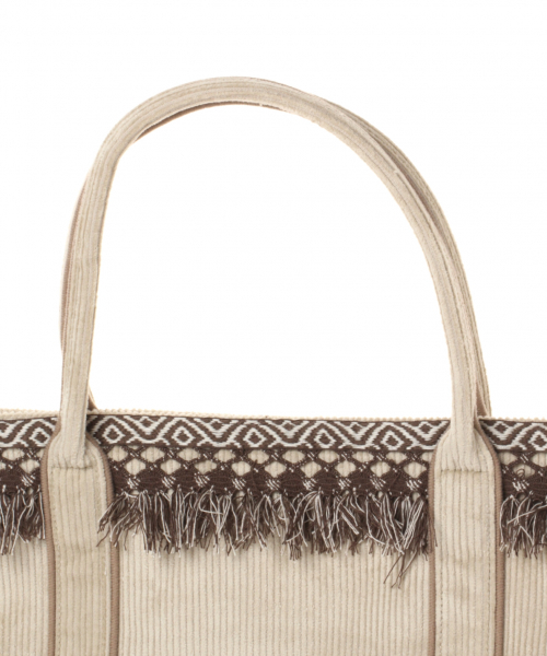 BAYFLOW（ベイフロー）の「フリンジコールロゴトート L（トートバッグ・レディース・ベージュ・FREE）」の10枚目の写真