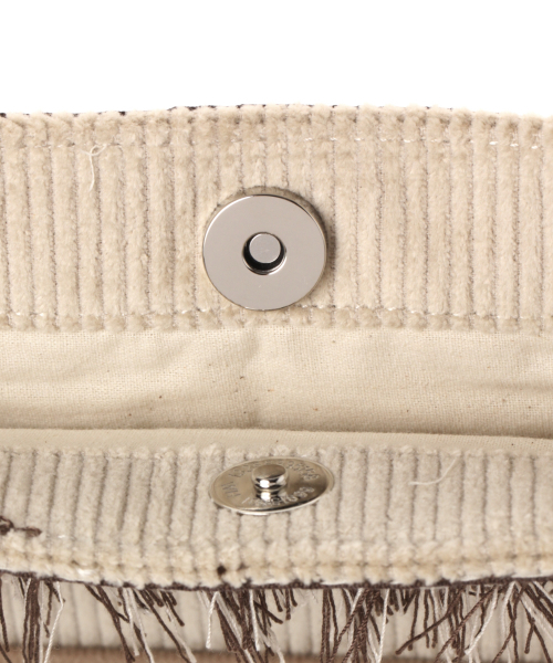 BAYFLOW（ベイフロー）の「フリンジコールロゴトート L（トートバッグ・レディース・ベージュ・FREE）」の3枚目の写真