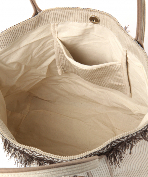 BAYFLOW（ベイフロー）の「フリンジコールロゴトート L（トートバッグ・レディース・ベージュ・FREE）」の7枚目の写真