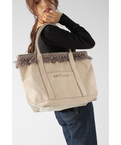 BAYFLOW（ベイフロー）の「フリンジコールロゴトート L（トートバッグ・レディース・ベージュ・FREE）」の14枚目の写真