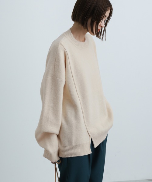select MOCA(セレクトモカ)の「2022 AW フロントデザインニット(ニット/セーター・レディース・ライトカーキ/アイボリー/モカ/レッド/ブルー・FREE)」の19枚目の写真