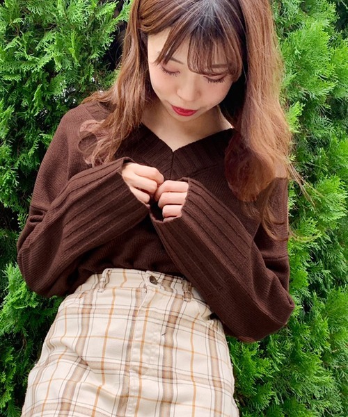 apres jour(アプレジュール)の「Vネックニット【ZOZOTOWN限定アイテム】(ニット/セーター・レディース・ダークブラウン/ベージュ/モカ/ライトベージュ・フリー)」の16枚目の写真