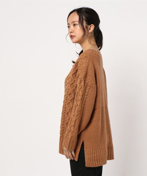 Avan Lily Vネックニット