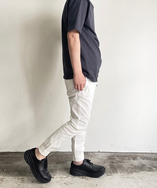 COMMON WARE(コモンウェアー)の「COMMONWARE:STRETCH JOGGER PANTS ストレッチ ジョガー パンツ(その他パンツ・メンズ・ブラック/ベージュ/カーキ/ネイビー/ホワイト・M/L/XL)」の9枚目の写真