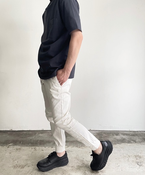 COMMON WARE(コモンウェアー)の「COMMONWARE:STRETCH JOGGER PANTS ストレッチ ジョガー パンツ(その他パンツ・メンズ・ブラック/ベージュ/カーキ/ネイビー/ホワイト・M/L/XL)」の13枚目の写真