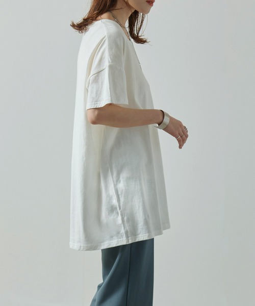Fizz(フィズ)の「【Fizz/フィズ】 ビッグシルエットTシャツ(Tシャツ/カットソー・レディース・ブラック/ネイビー/グレー/オフホワイト/ラベンダー/ブルー/カーキ・M/L/XL)」の21枚目の写真