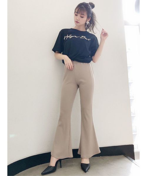 GYDA(ジェイダ)の「フレアカットラインパンツ(その他パンツ・レディース・ブラック/ベージュ・FREE)」の6枚目の写真