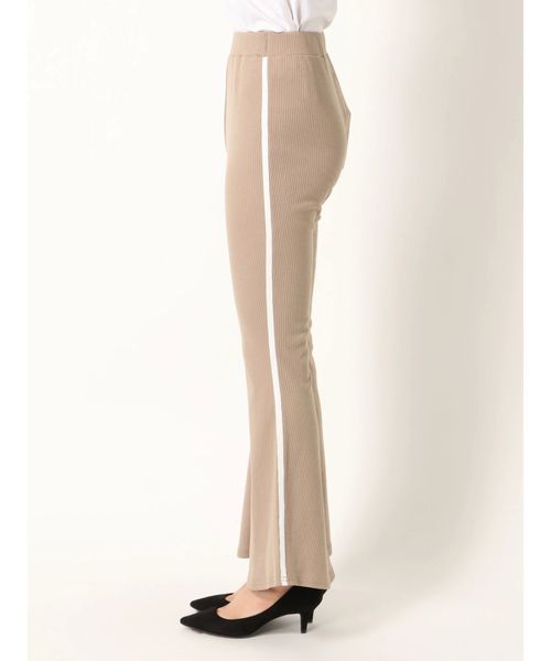 GYDA(ジェイダ)の「フレアカットラインパンツ(その他パンツ・レディース・ブラック/ベージュ・FREE)」の12枚目の写真