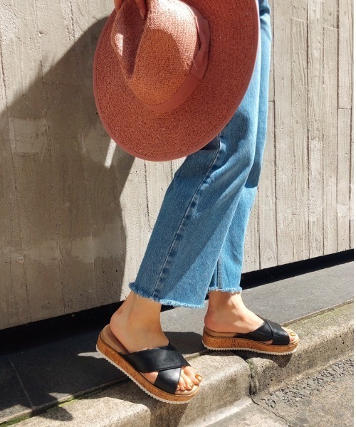 R E アールアンドイー の ss新作 Weewillie クッションインソールクロス厚底フラットサンダル サンダル Wear