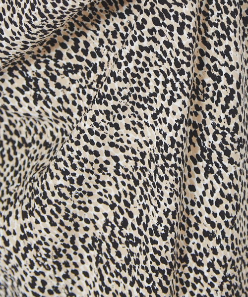 qualite（カリテ）の「ペイント柄2WAYワンピース（ワンピース・レディース・ベージュ/ブルー/ブラック・フリー）」の11枚目の写真