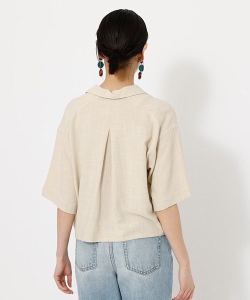 AZUL by moussy（アズールバイマウジー）の「WAIST GATHER POCKET SHIRT/ウエストガーターポケットシャツ（シャツ/ブラウス・レディース・ブラック/キャメル/ライトベージュ・FREE）」の20枚目の写真