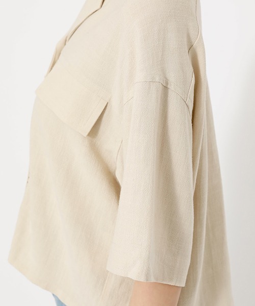 AZUL by moussy（アズールバイマウジー）の「WAIST GATHER POCKET SHIRT/ウエストガーターポケットシャツ（シャツ/ブラウス・レディース・ブラック/キャメル/ライトベージュ・FREE）」の17枚目の写真